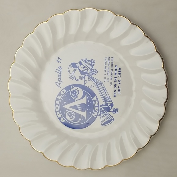 NASA Apollo 11 Men on the Moon Commemorative Salad Plate - Picture 2 of 16
